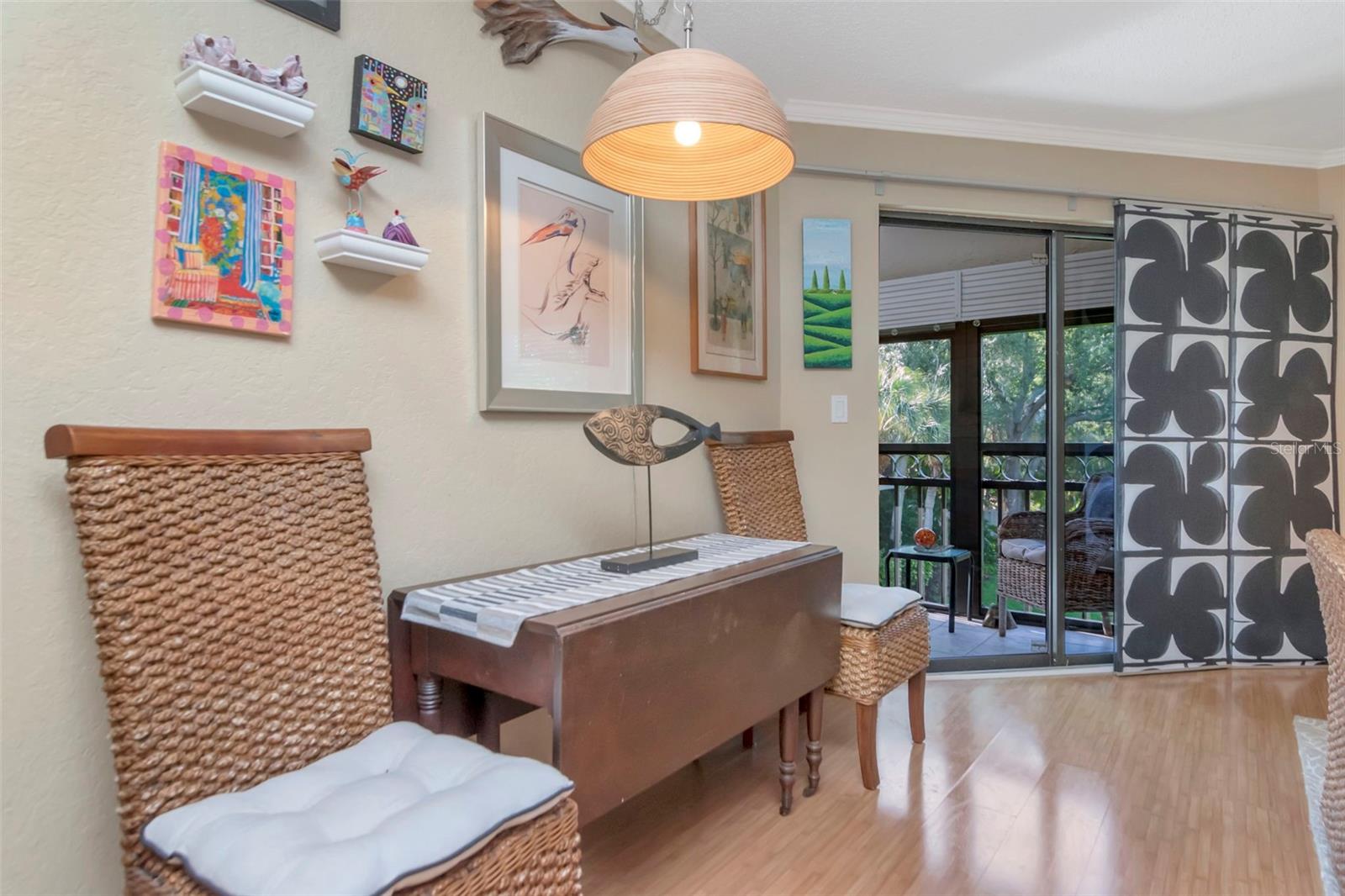 Image 5 of 31 For 484 Santa Cruz Place Ne H