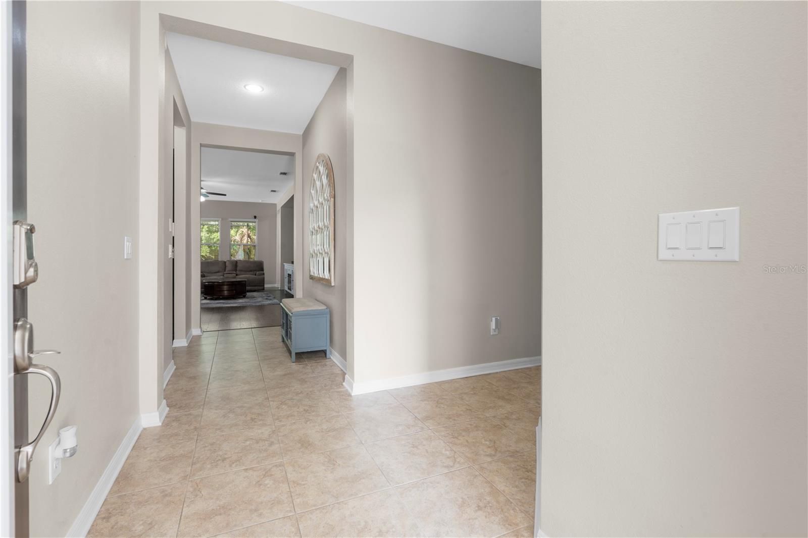 Image 19 of 77 For 11814 Cross Vine Drive