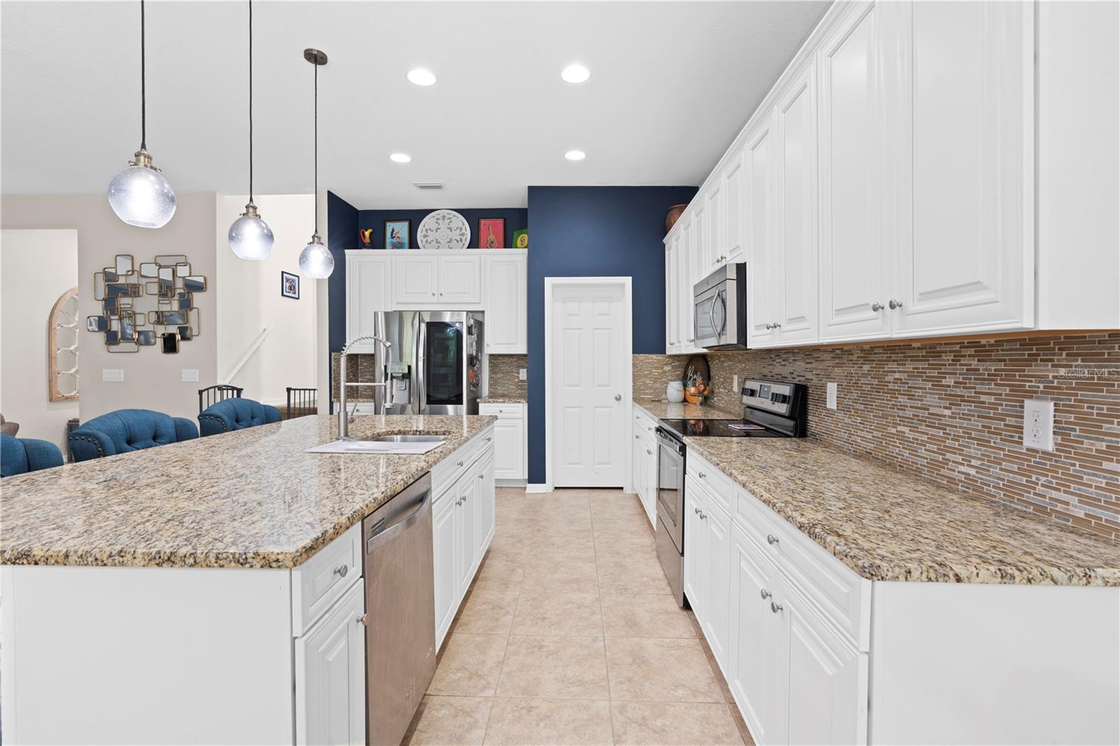 Image 29 of 77 For 11814 Cross Vine Drive