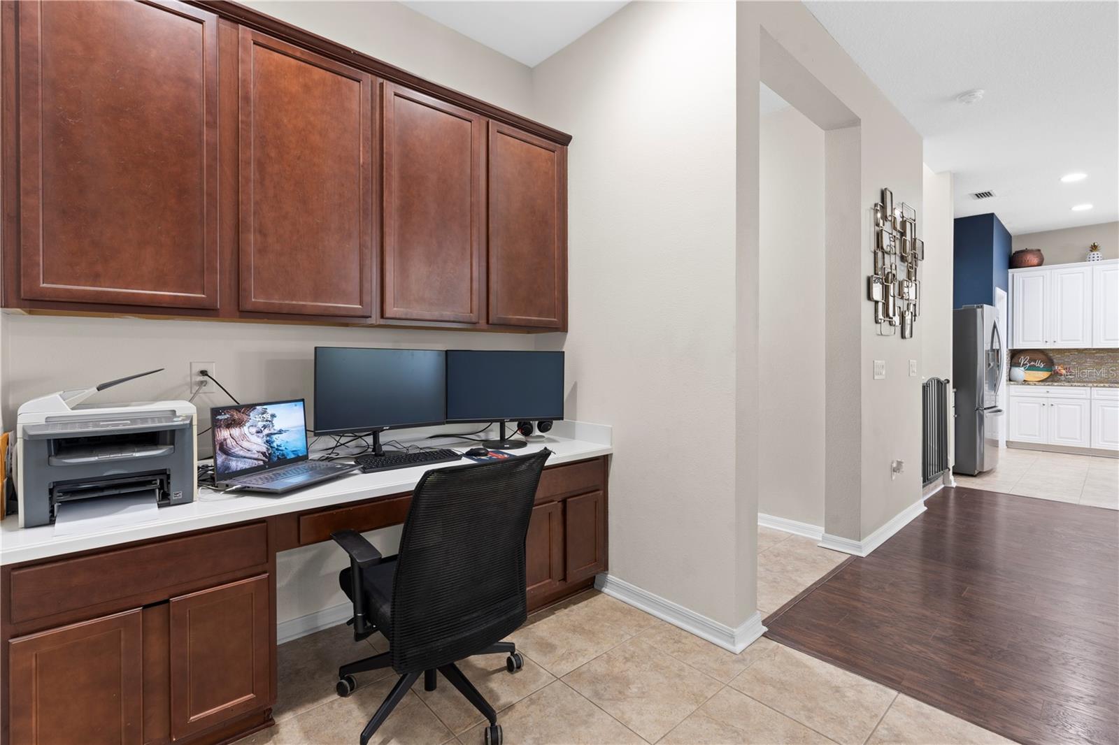 Image 32 of 77 For 11814 Cross Vine Drive