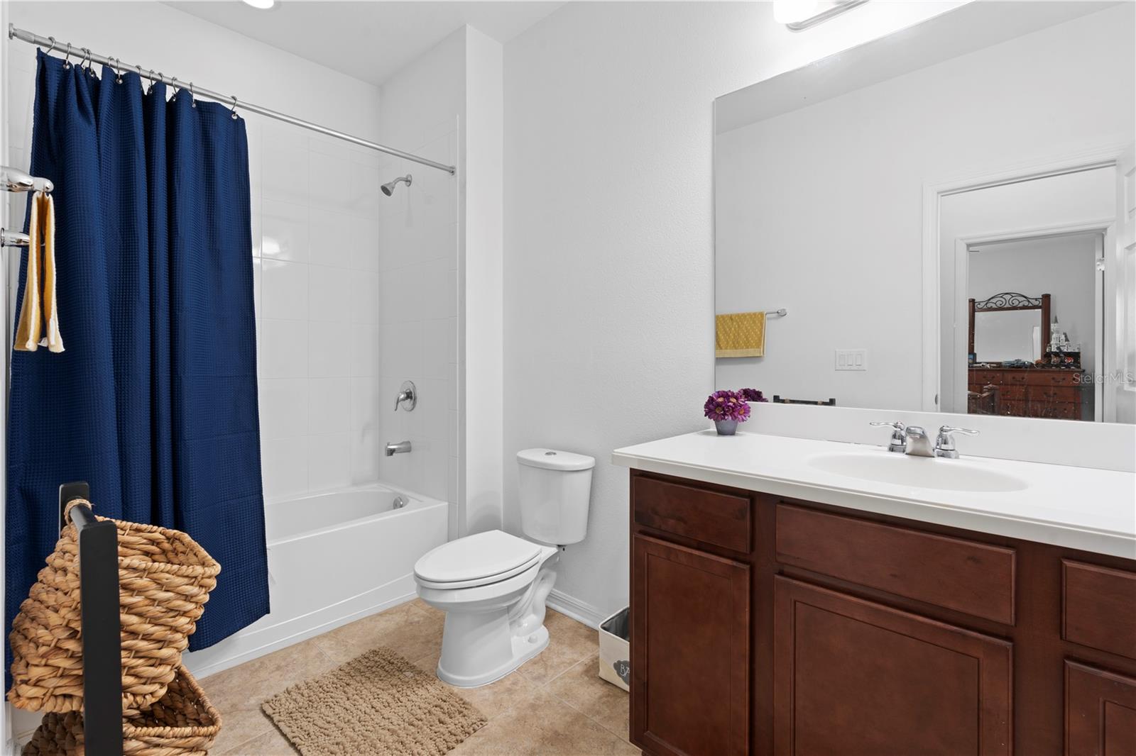 Image 43 of 77 For 11814 Cross Vine Drive