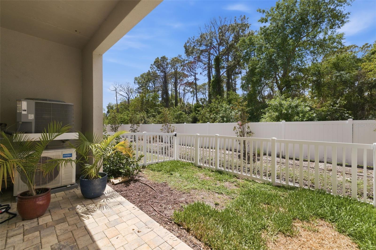 Image 10 of 38 For 1225 Savona Drive Ne