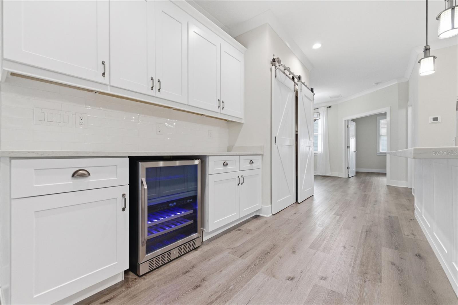 Image 16 of 38 For 1225 Savona Drive Ne