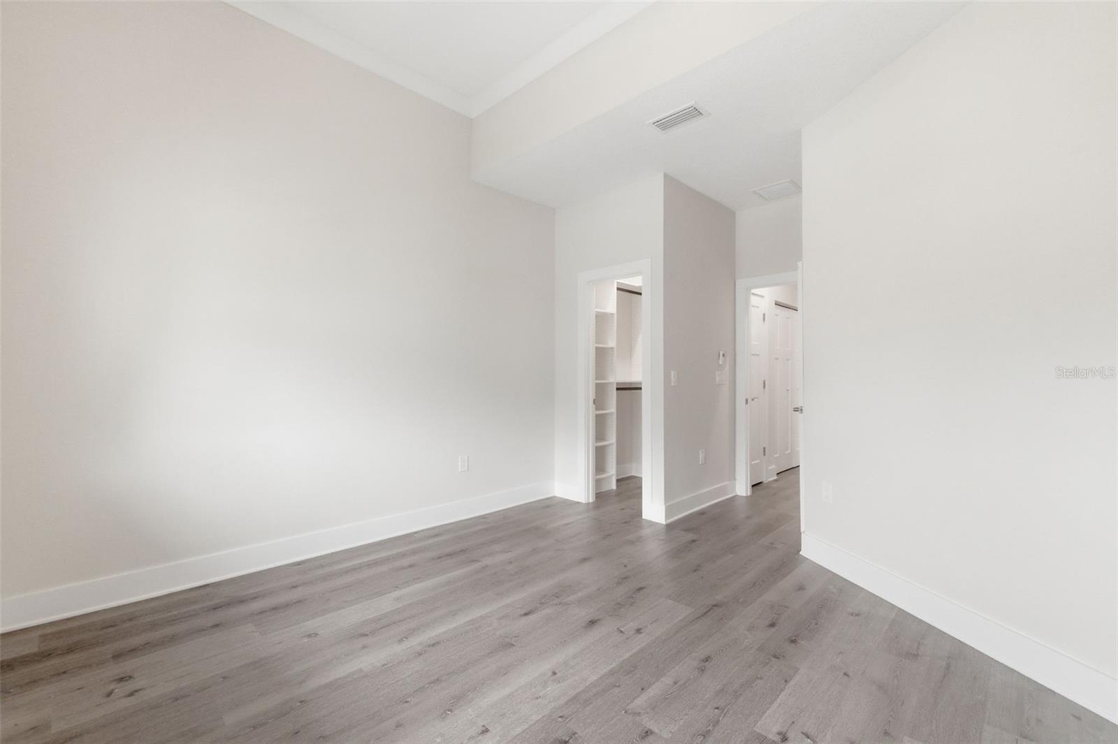 Image 31 of 38 For 1225 Savona Drive Ne