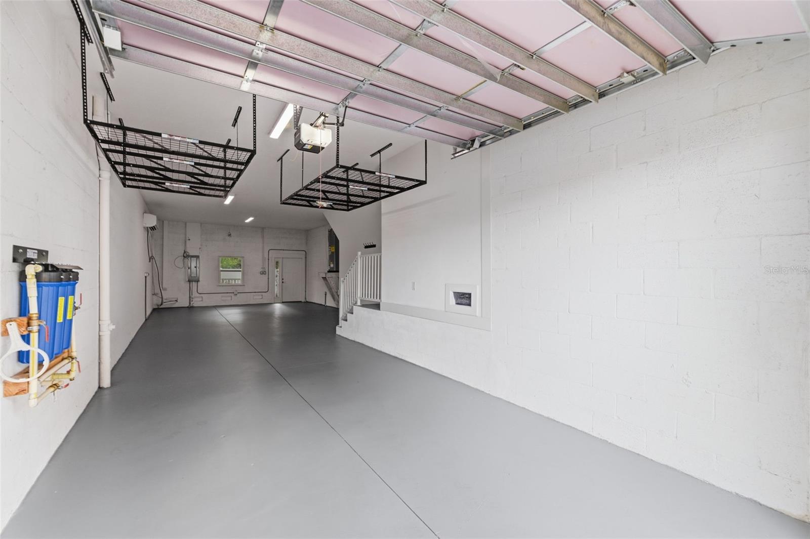 Image 4 of 38 For 1225 Savona Drive Ne