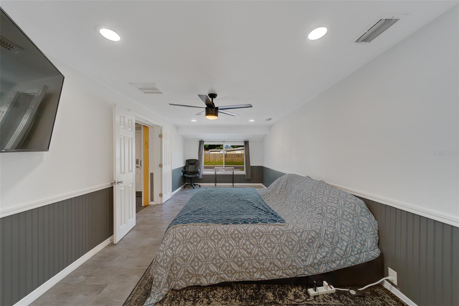 Image 17 of 63 For 7849 86th Way N