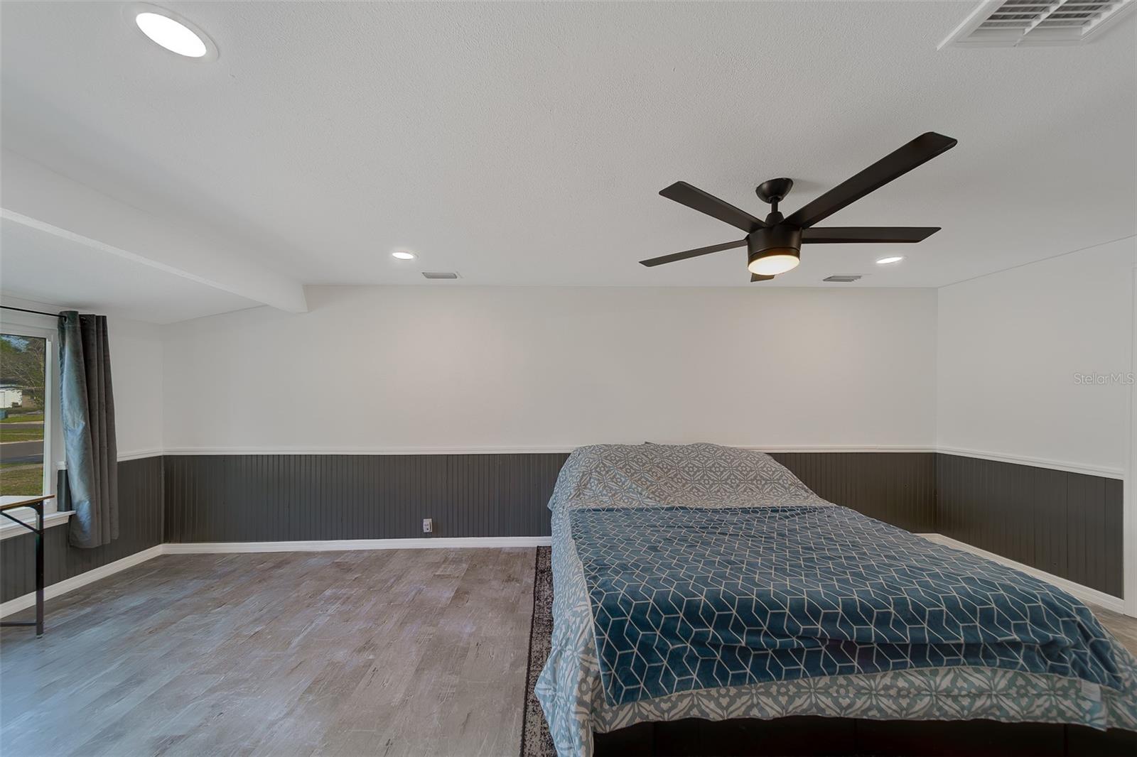 Image 19 of 63 For 7849 86th Way N