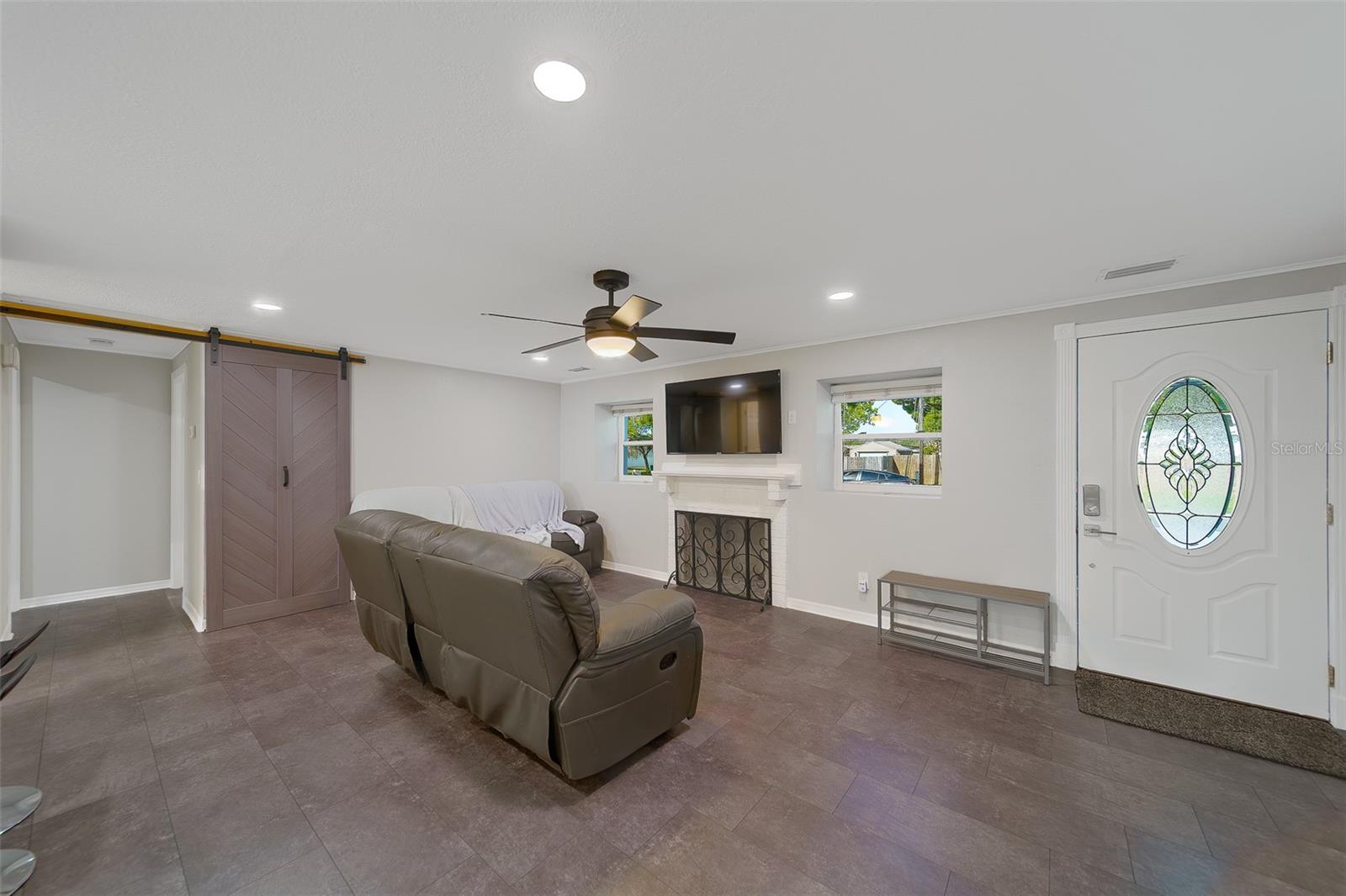 Image 5 of 63 For 7849 86th Way N