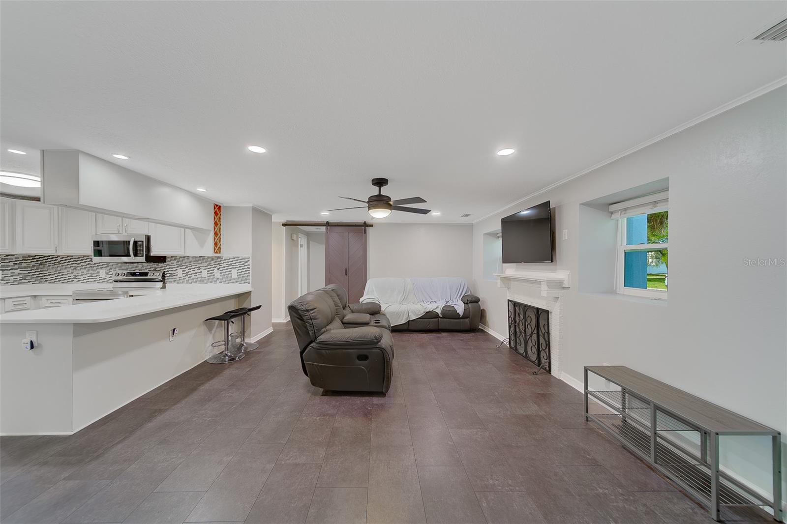 Image 6 of 63 For 7849 86th Way N