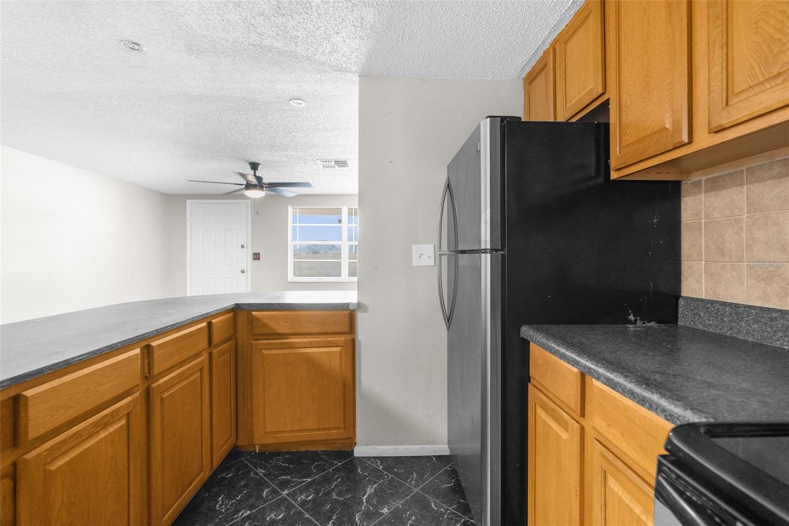 Image 10 of 25 For 11902 Oceanside Drive