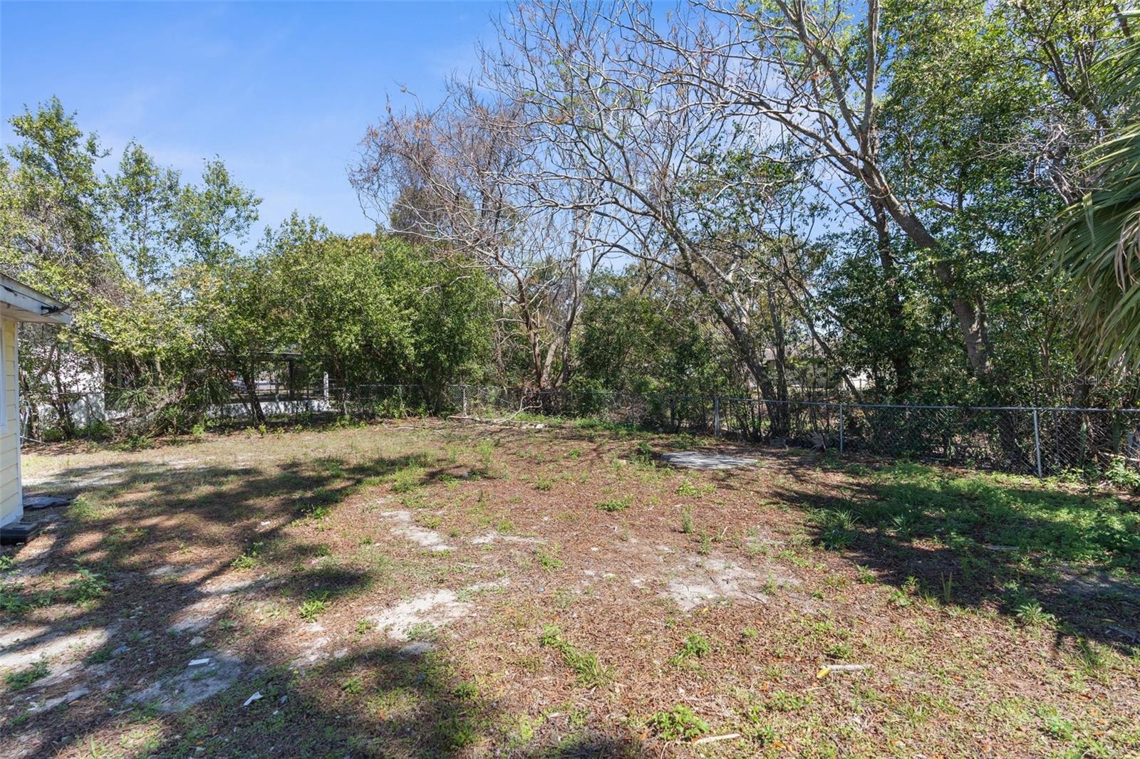 Image 23 of 25 For 11902 Oceanside Drive