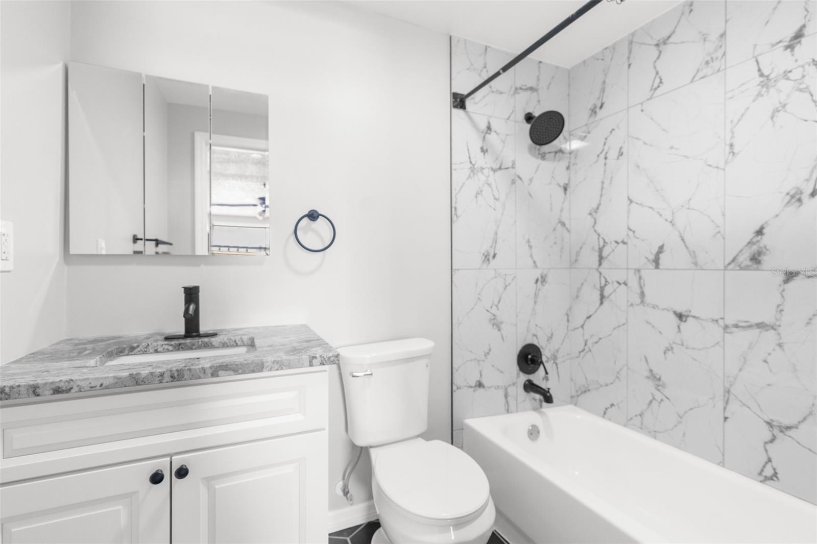 Image 6 of 25 For 11902 Oceanside Drive