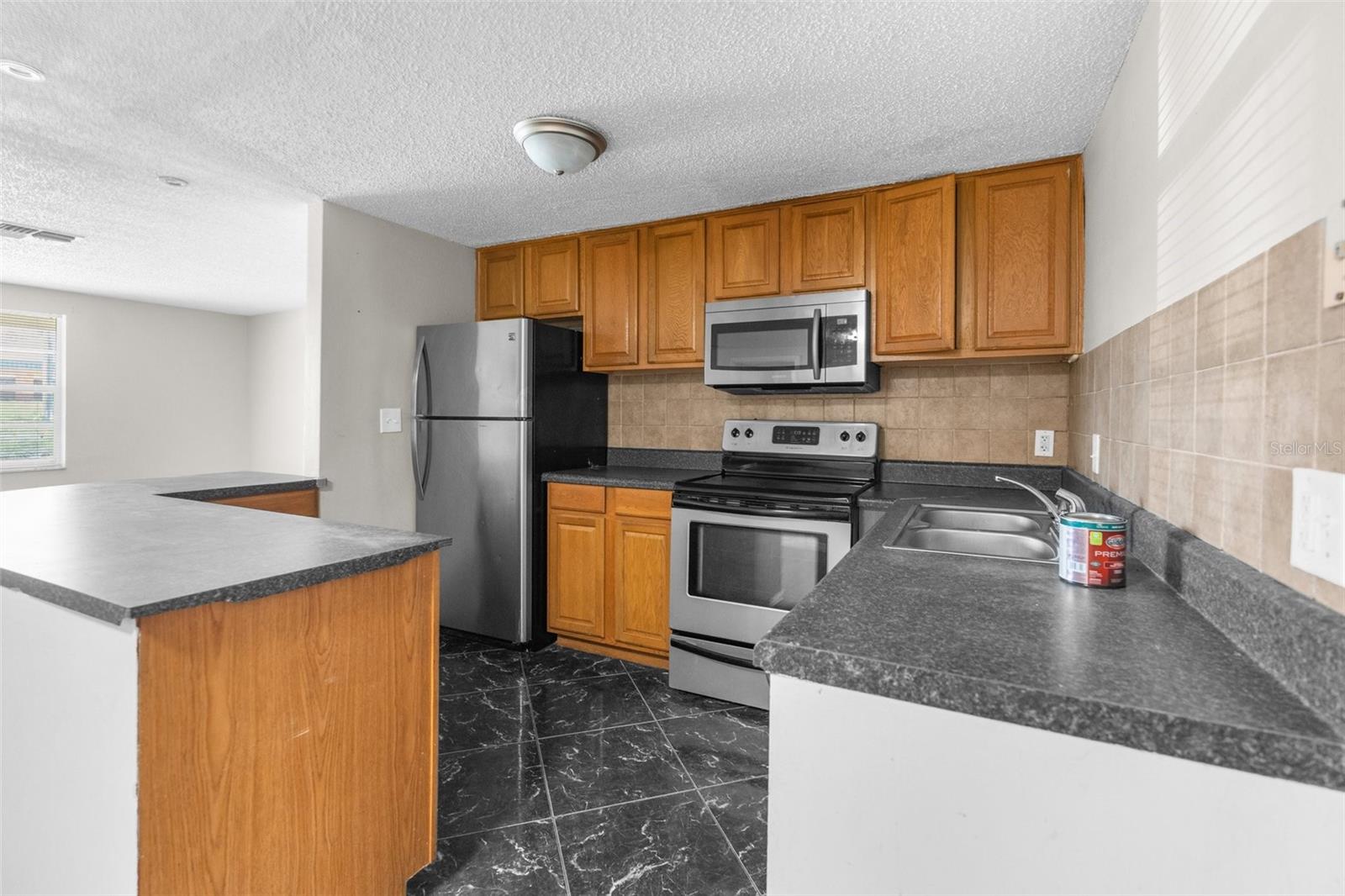 Image 7 of 25 For 11902 Oceanside Drive