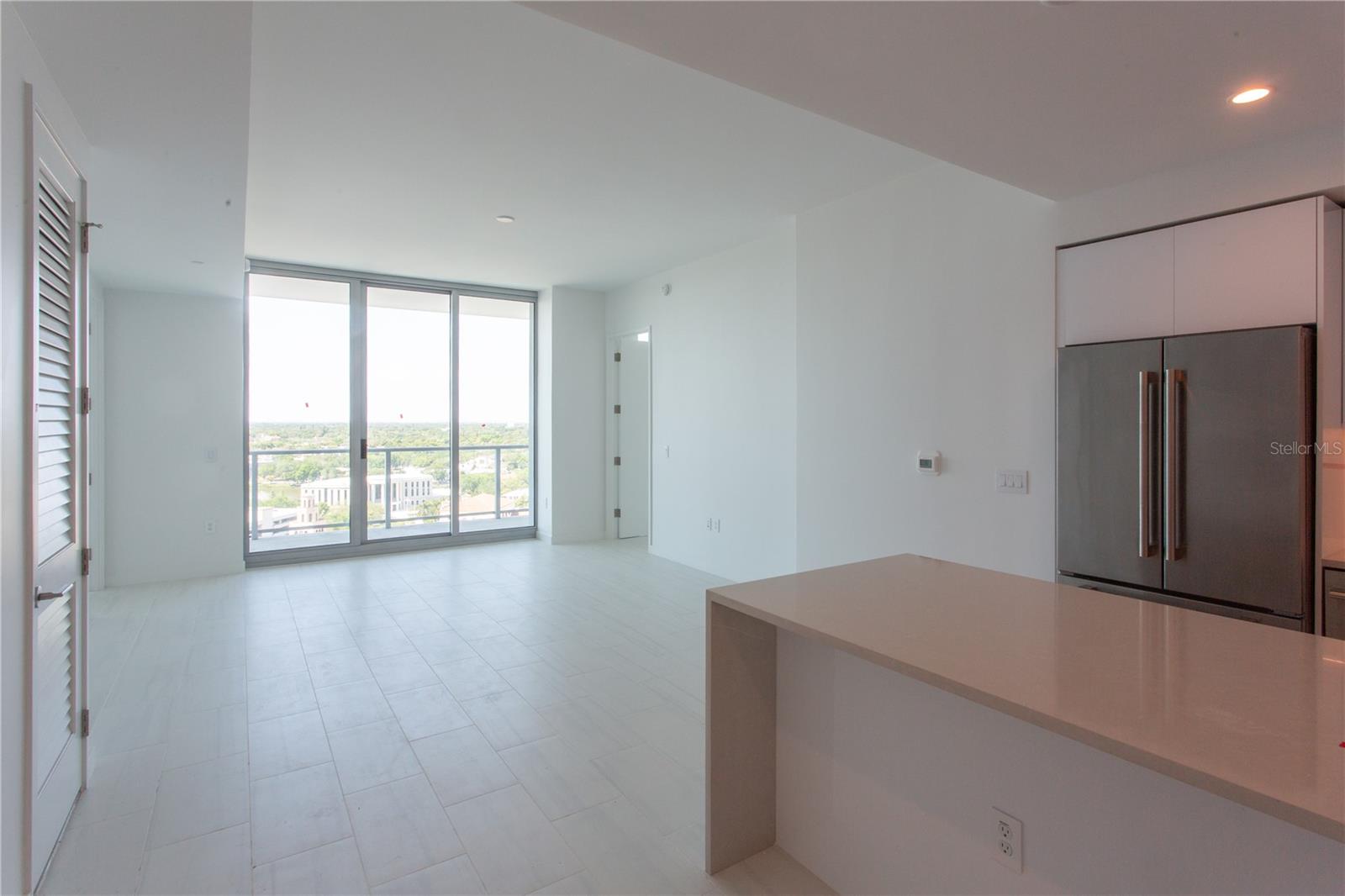 Image 4 of 24 For 400 Central Avenue 1609