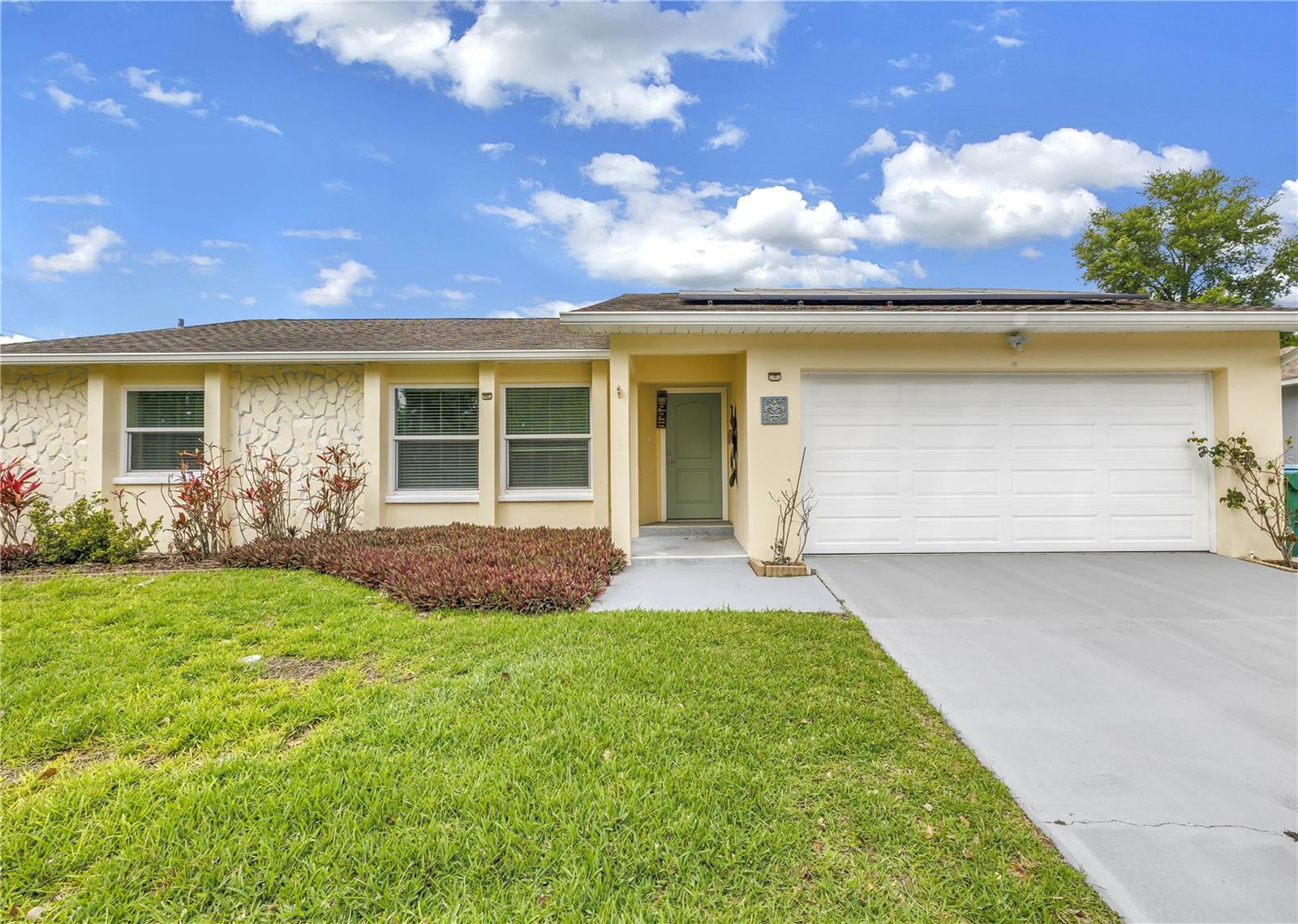 Details for 143 Cherry Laurel Drive, PALM HARBOR, FL 34683