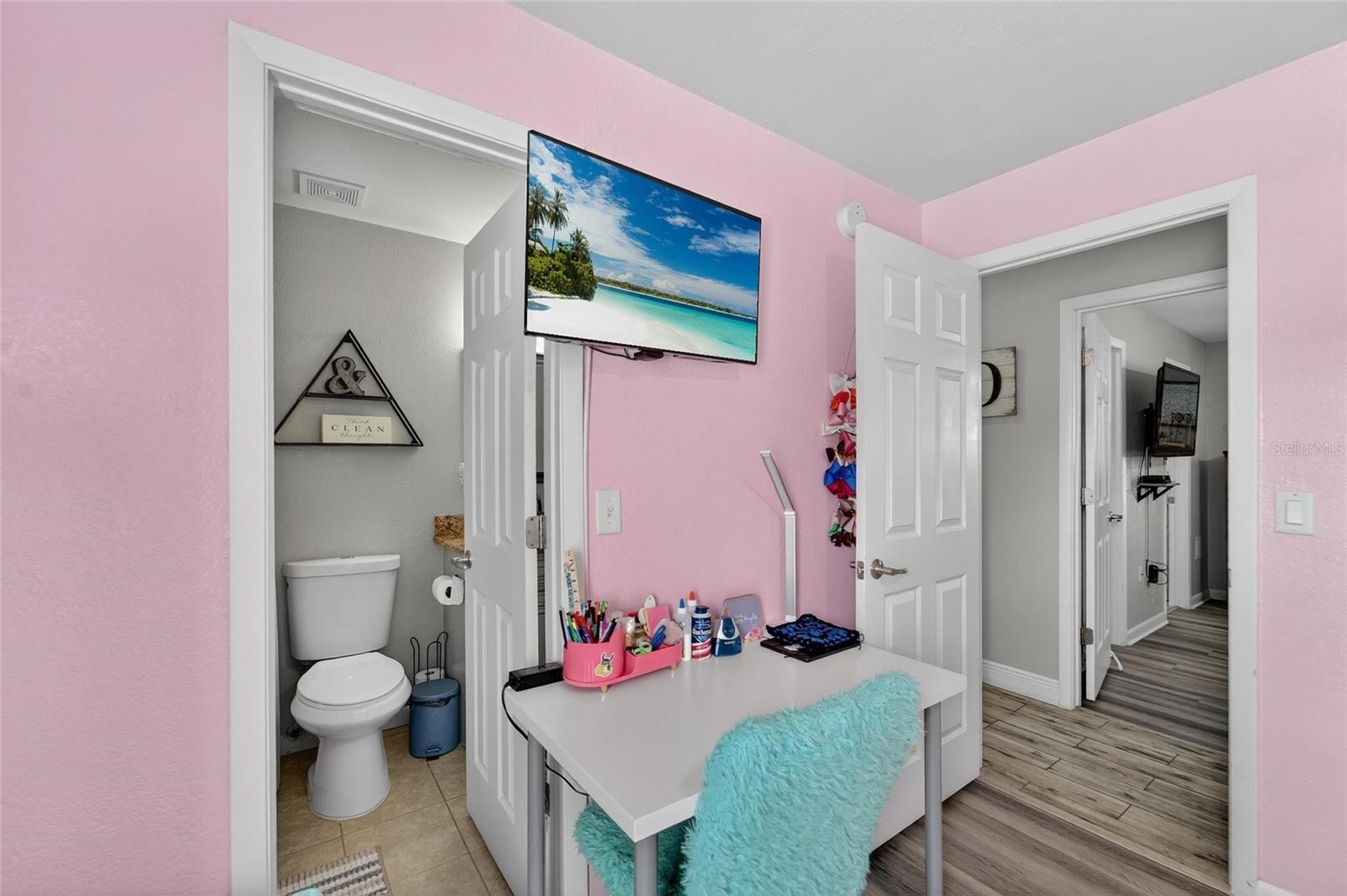 Image 21 of 33 For 6224 Doe Circle W