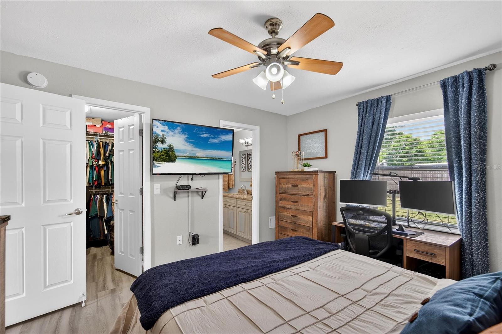 Image 25 of 33 For 6224 Doe Circle W