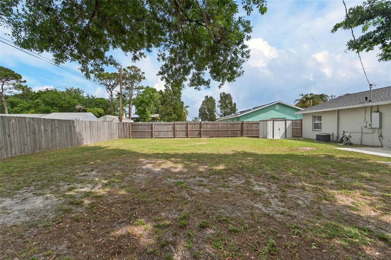 Image 31 of 33 For 6224 Doe Circle W