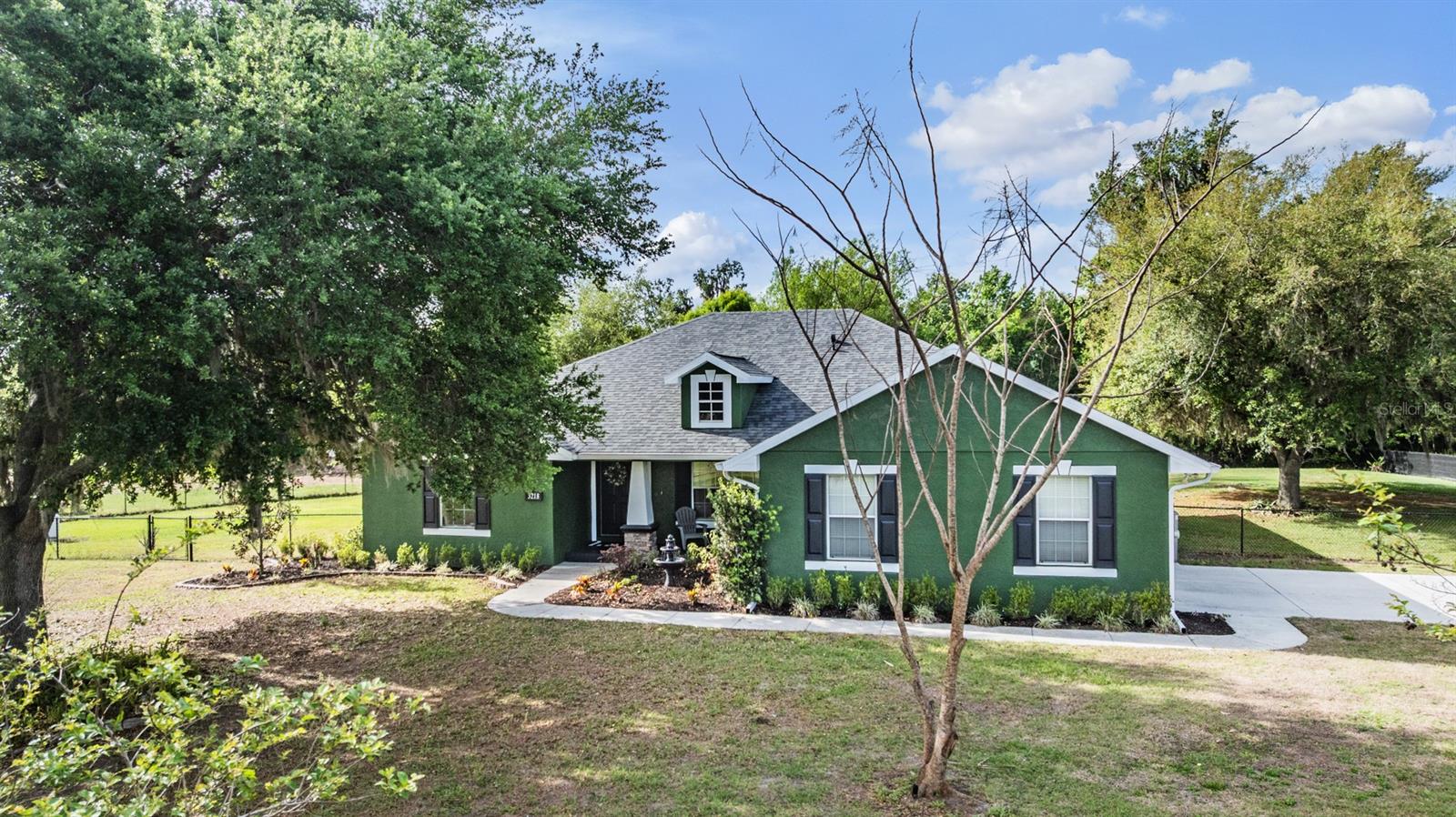 Image 39 of 42 For 3218 Bella Garden Lane