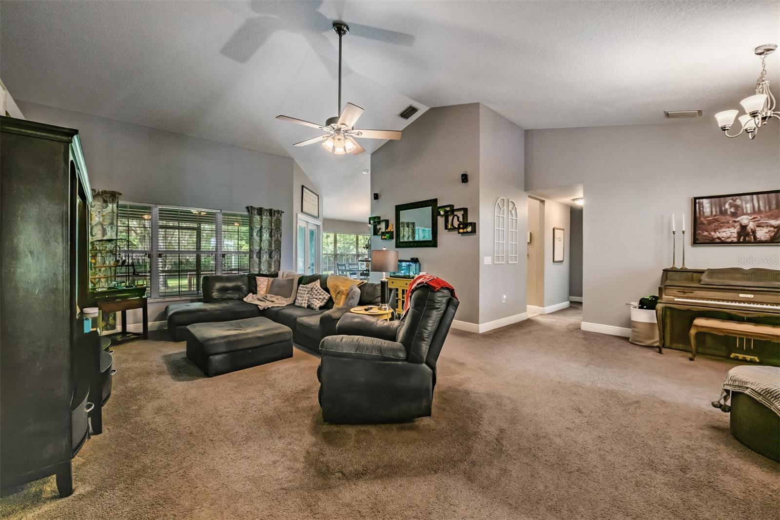 Image 5 of 42 For 3218 Bella Garden Lane