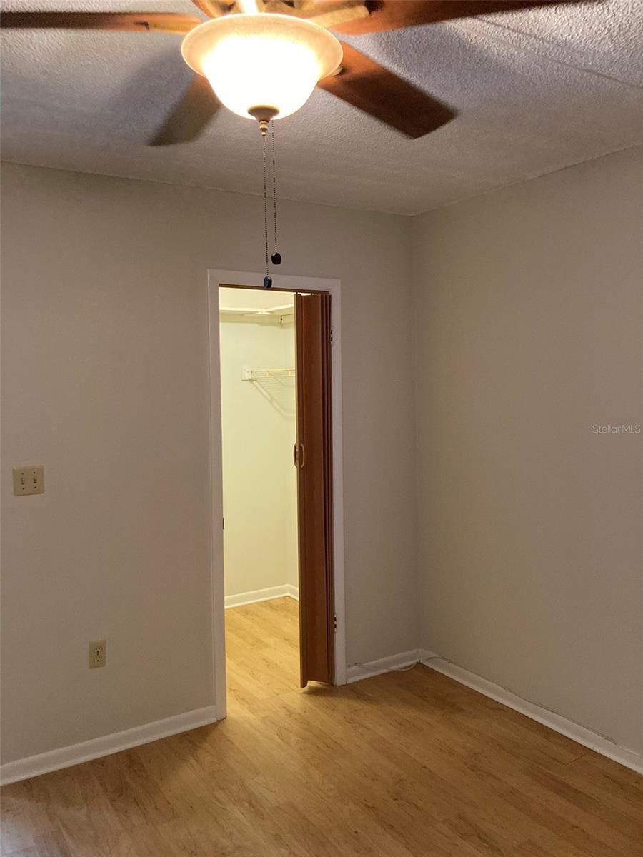 Image 18 of 33 For 5257 81st Lane N 6