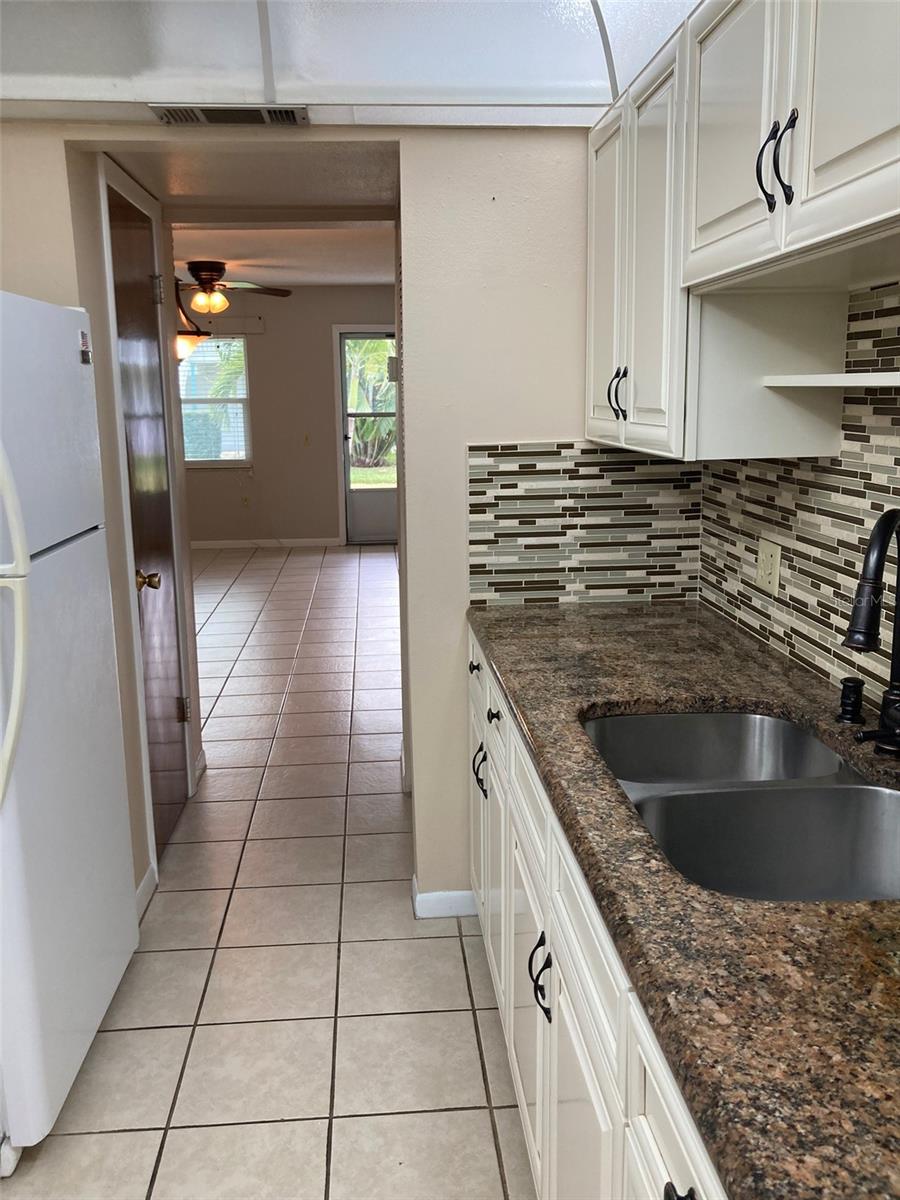 Image 22 of 33 For 5257 81st Lane N 6