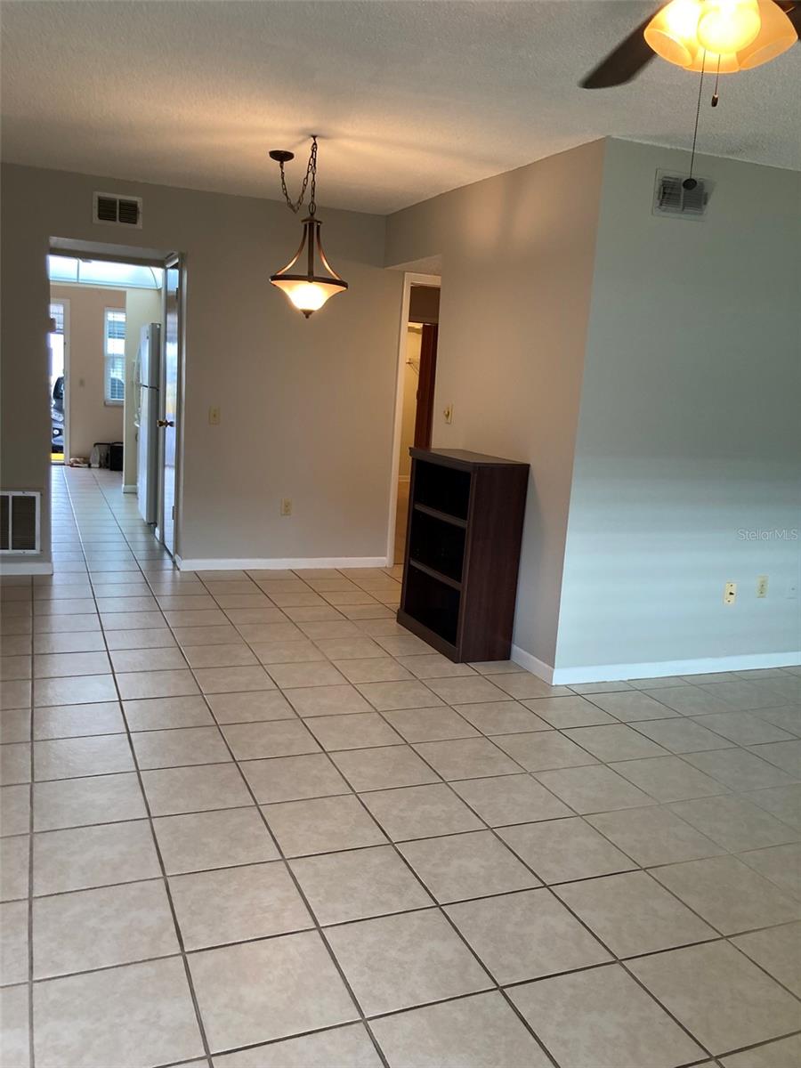 Image 8 of 33 For 5257 81st Lane N 6