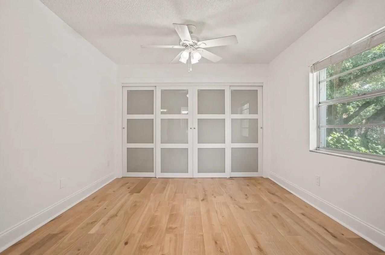 Image 12 of 17 For 1011 Moody Avenue 12