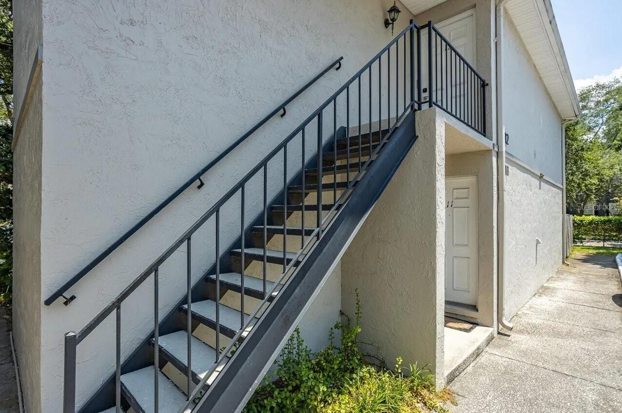 Image 3 of 17 For 1011 Moody Avenue 12