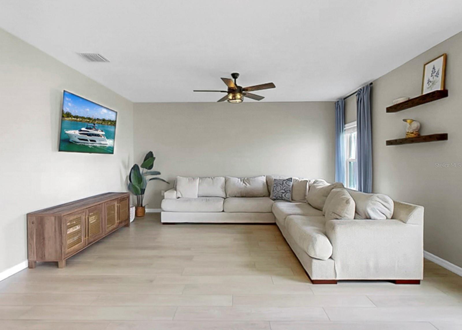 Image 27 of 80 For 12738 Mangrove Forest Drive