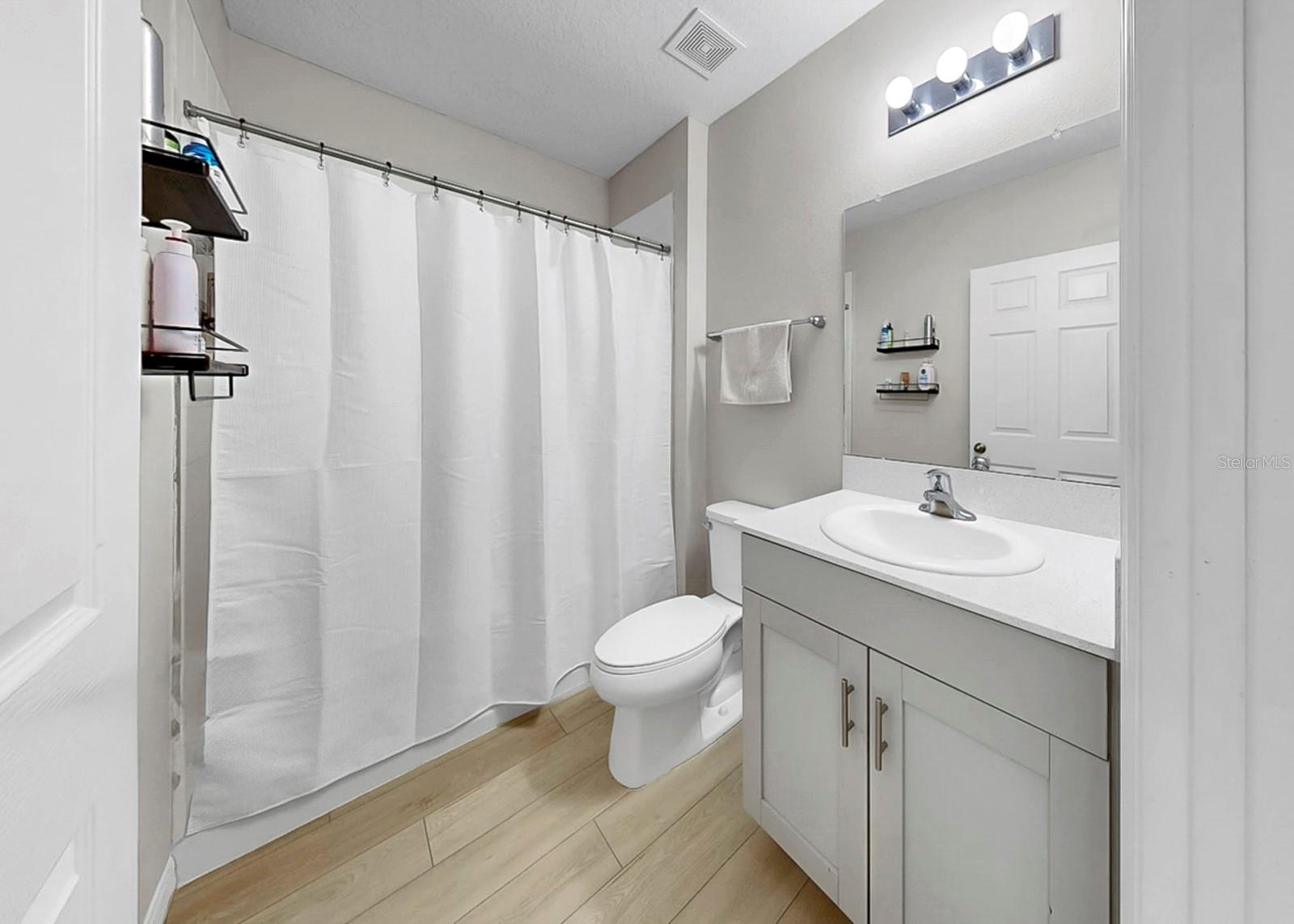 Image 32 of 80 For 12738 Mangrove Forest Drive