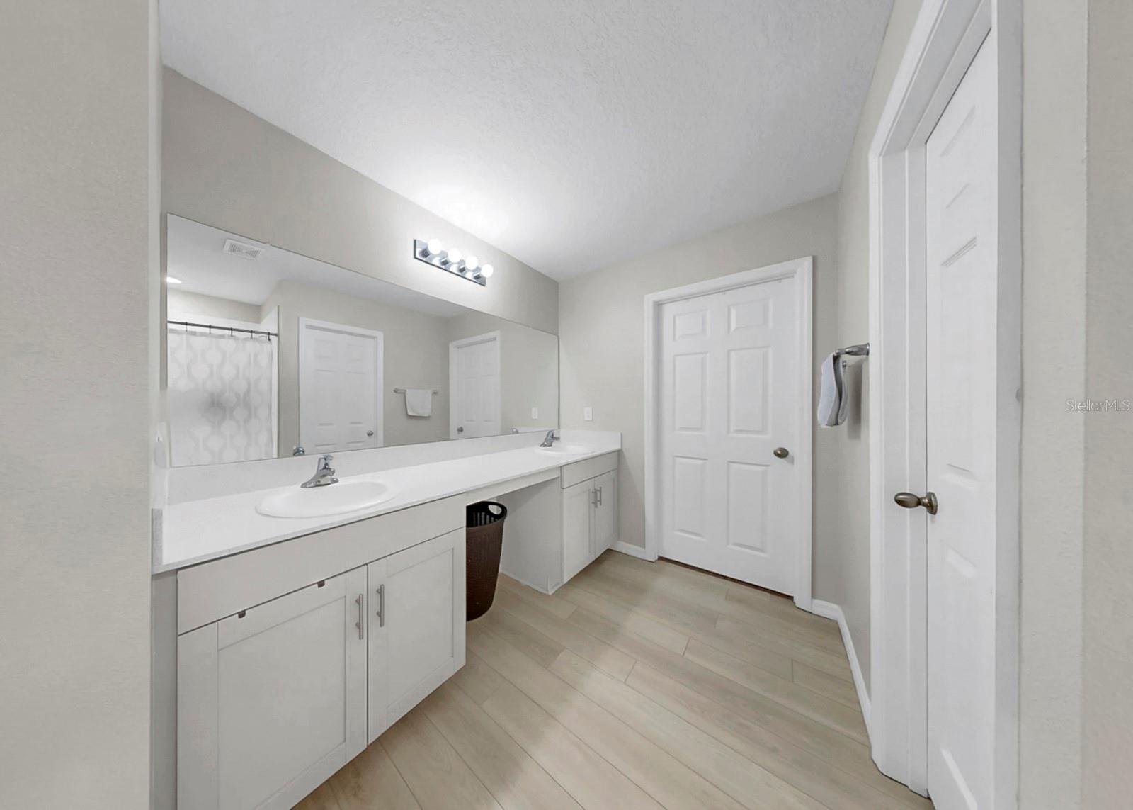 Image 41 of 80 For 12738 Mangrove Forest Drive