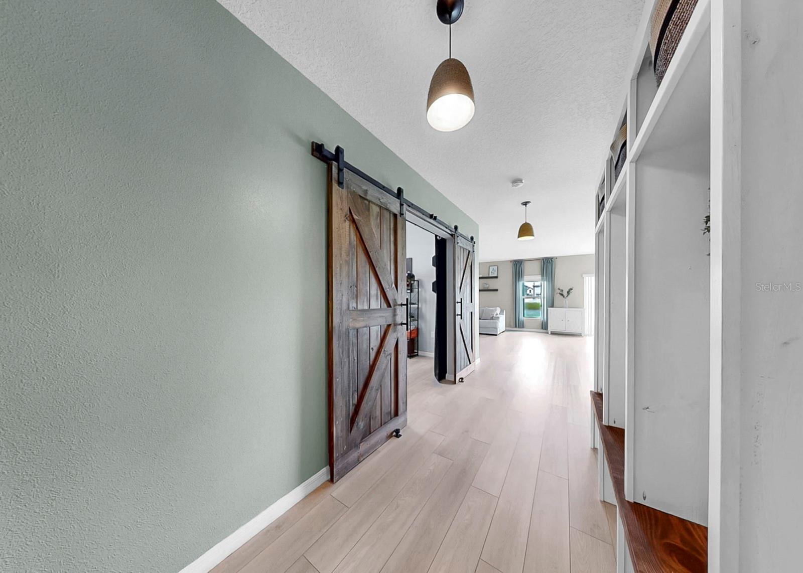 Image 5 of 80 For 12738 Mangrove Forest Drive