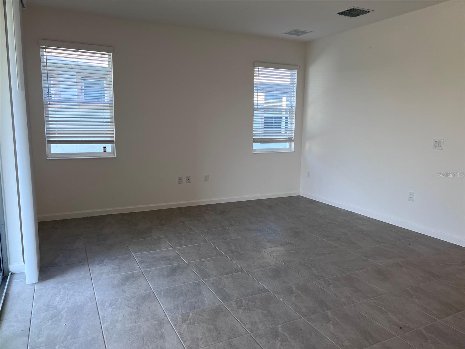 Image 7 of 11 For 5218 Wishing Arch Drive