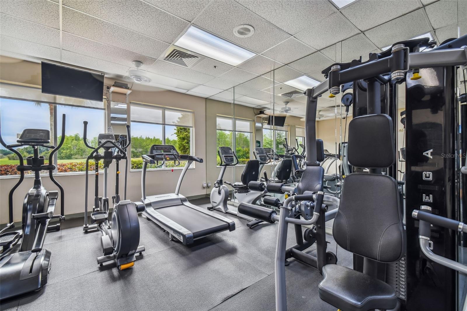 Image 82 of 86 For 20904 Tangor Road