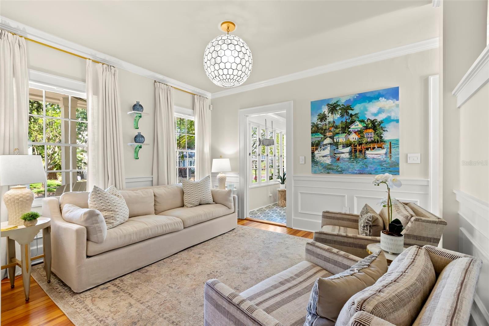 Image 10 of 69 For 516 17th Avenue Ne