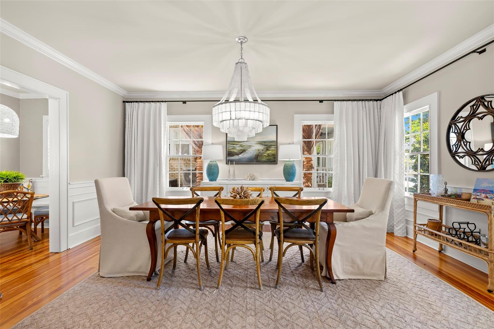 Image 14 of 69 For 516 17th Avenue Ne