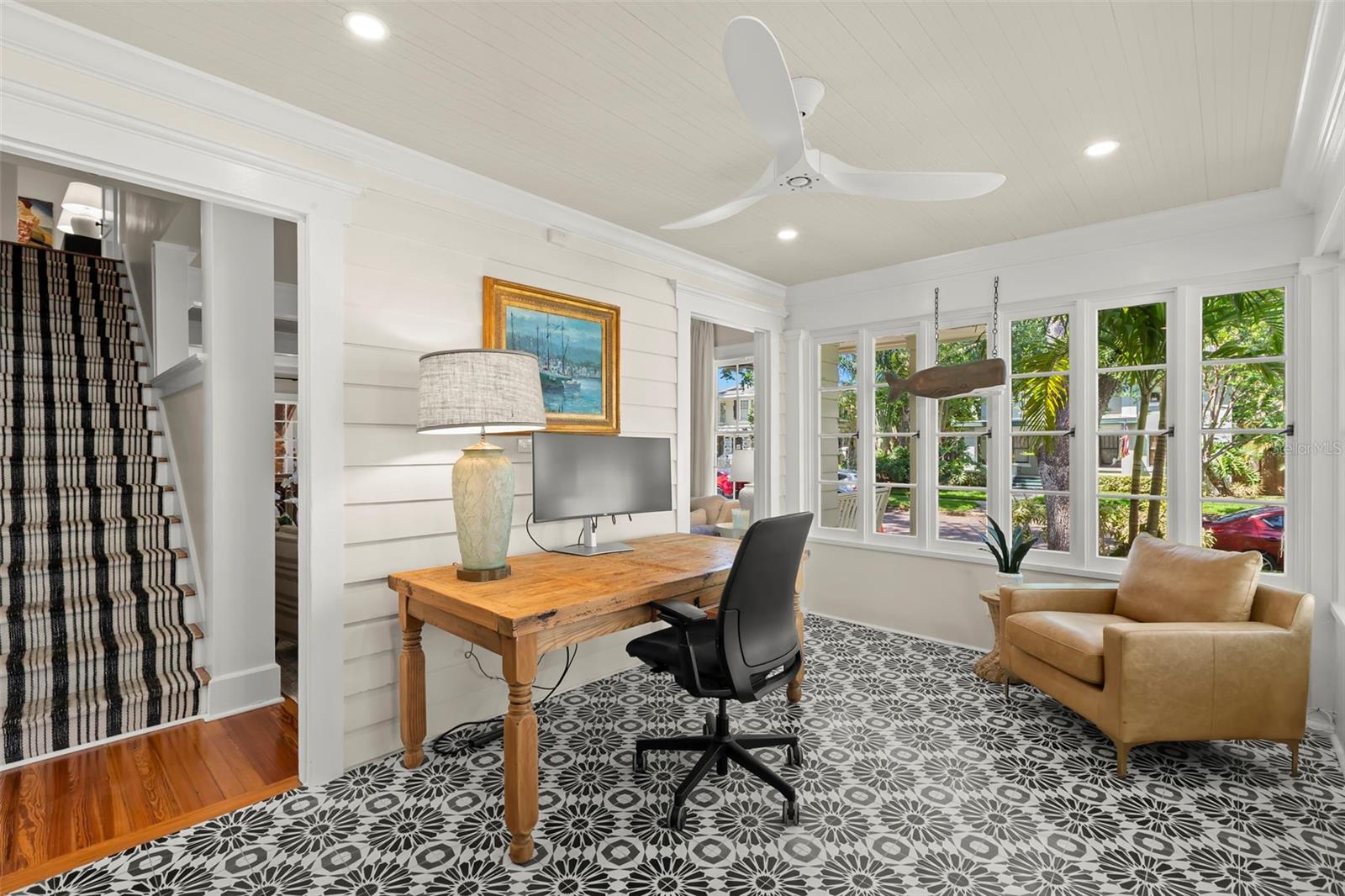 Image 22 of 69 For 516 17th Avenue Ne