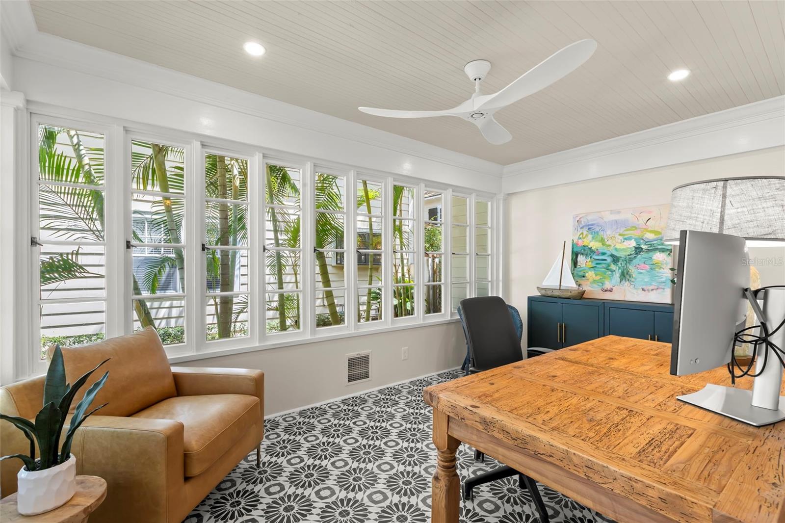 Image 23 of 69 For 516 17th Avenue Ne