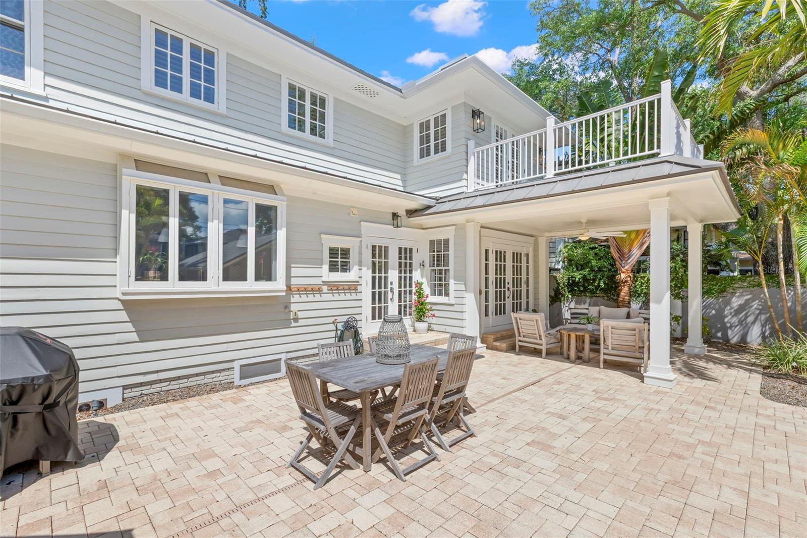 Image 30 of 69 For 516 17th Avenue Ne