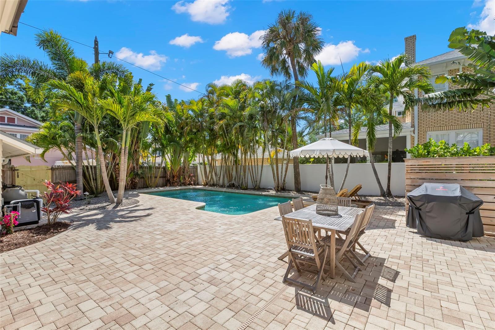 Image 31 of 69 For 516 17th Avenue Ne