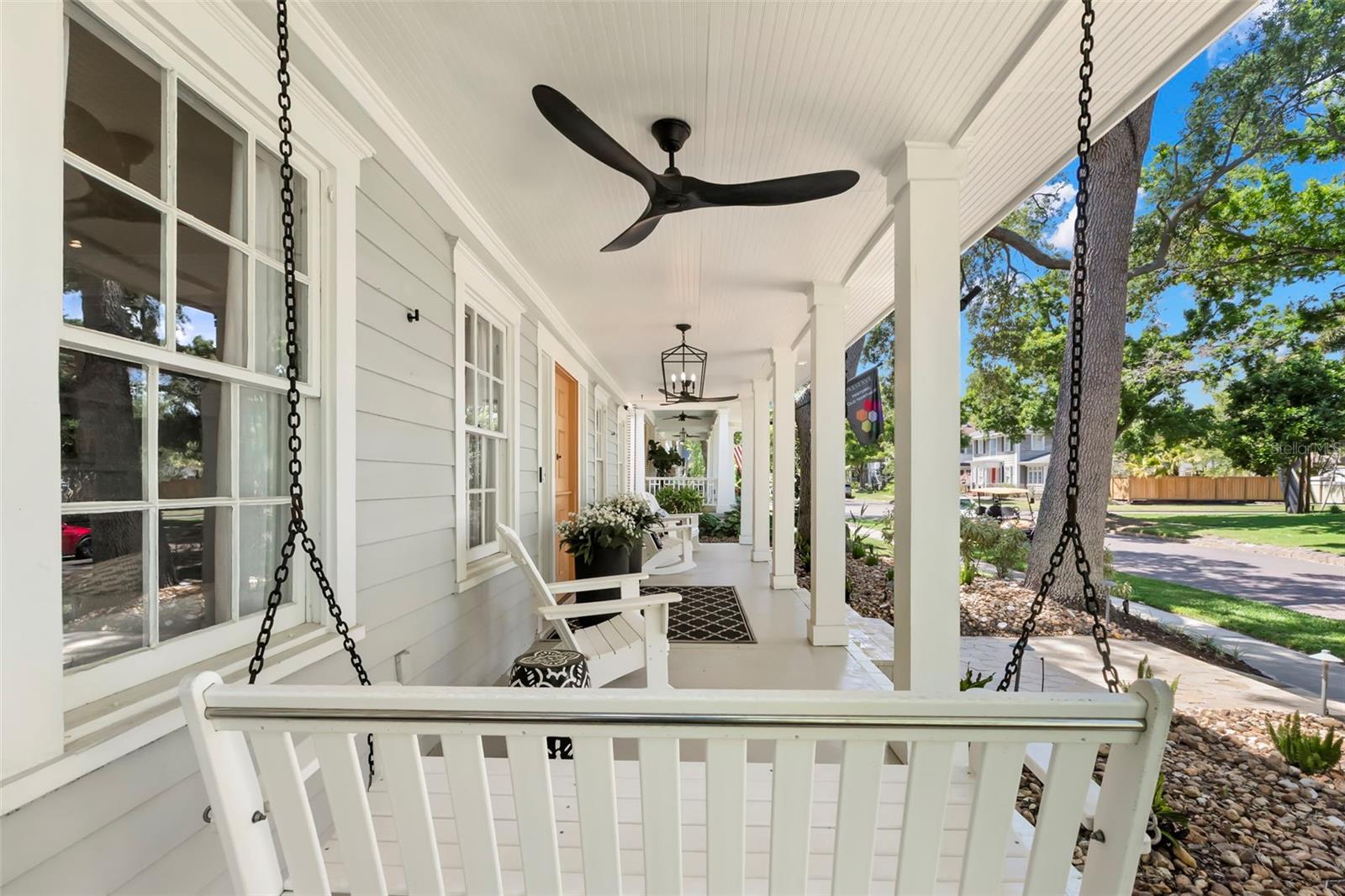 Image 7 of 69 For 516 17th Avenue Ne