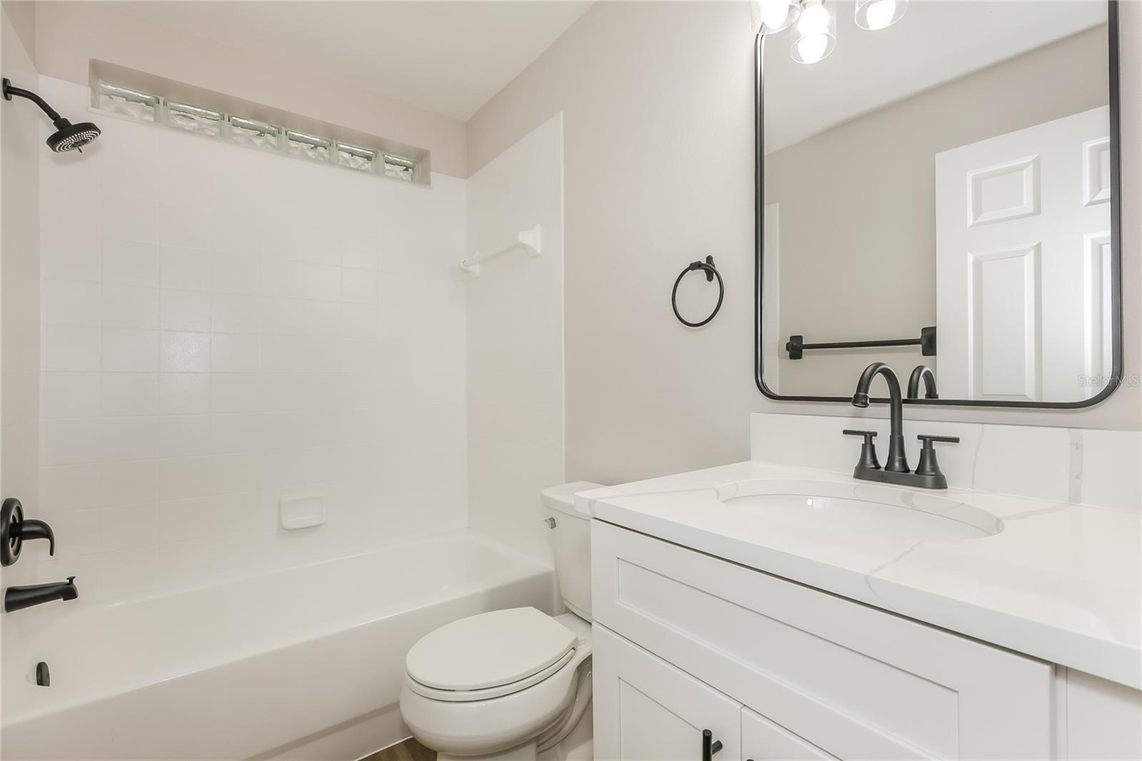 Image 13 of 15 For 208 Summer Sails Drive