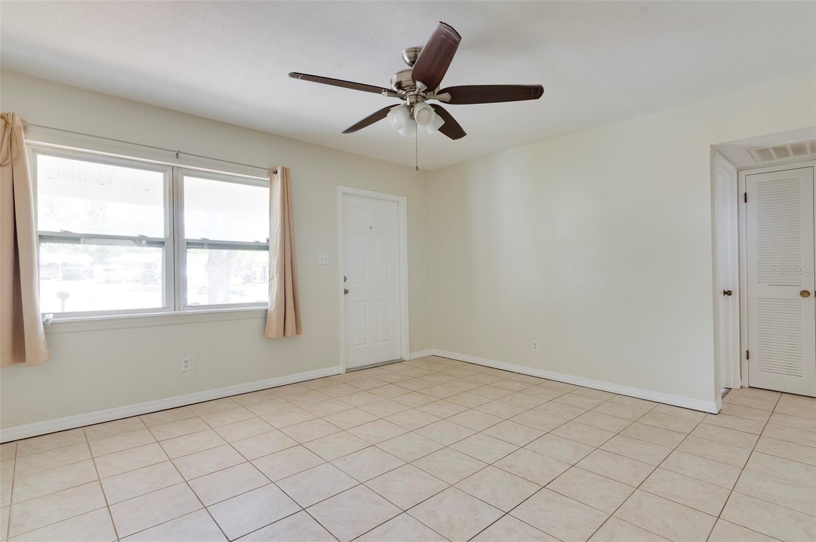 Image 13 of 22 For 4748 49th Avenue N