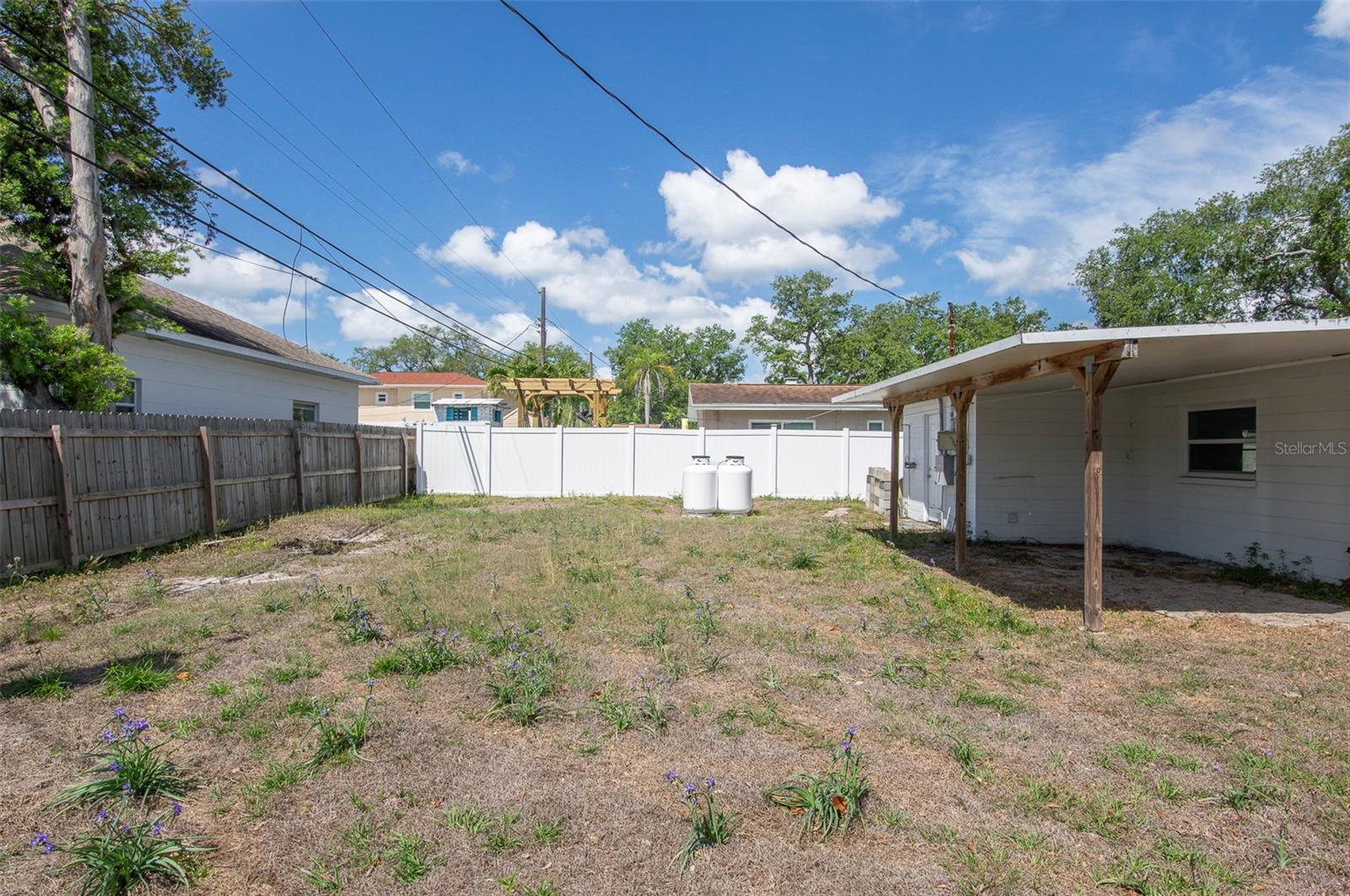 Image 17 of 22 For 4748 49th Avenue N