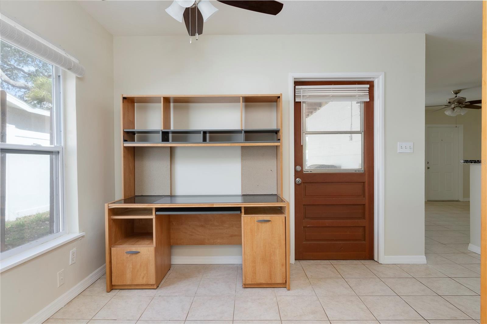 Image 7 of 22 For 4748 49th Avenue N