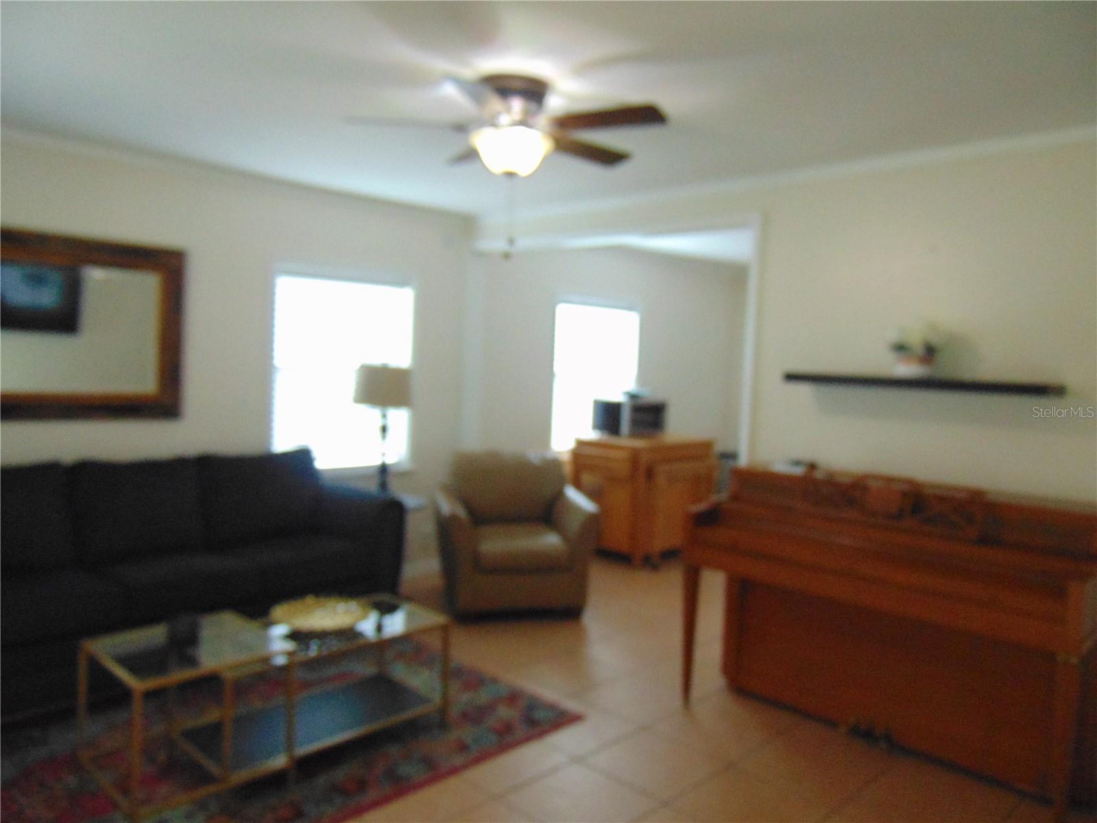 Image 3 of 20 For 3215 Hartnett Avenue