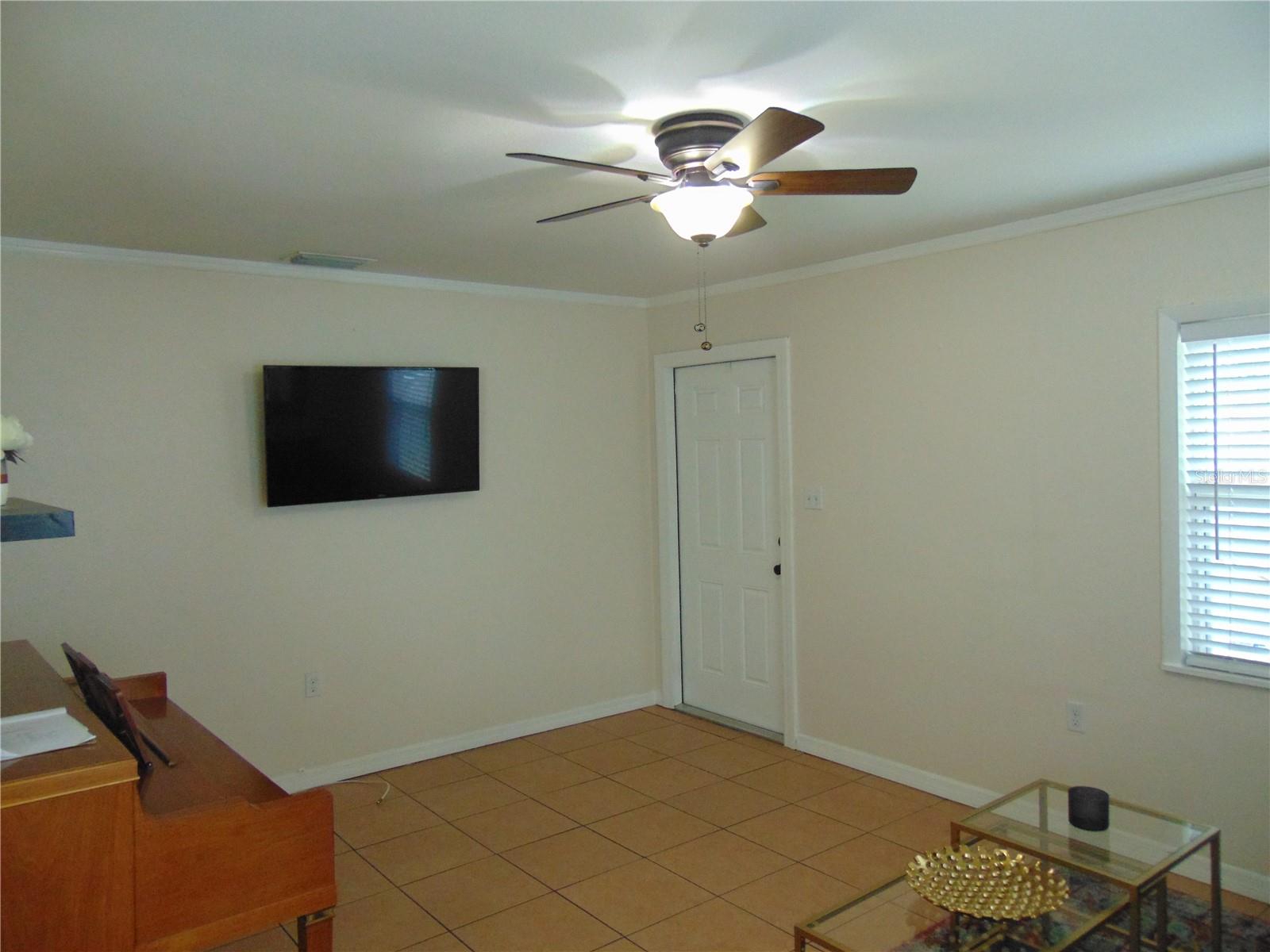 Image 6 of 20 For 3215 Hartnett Avenue