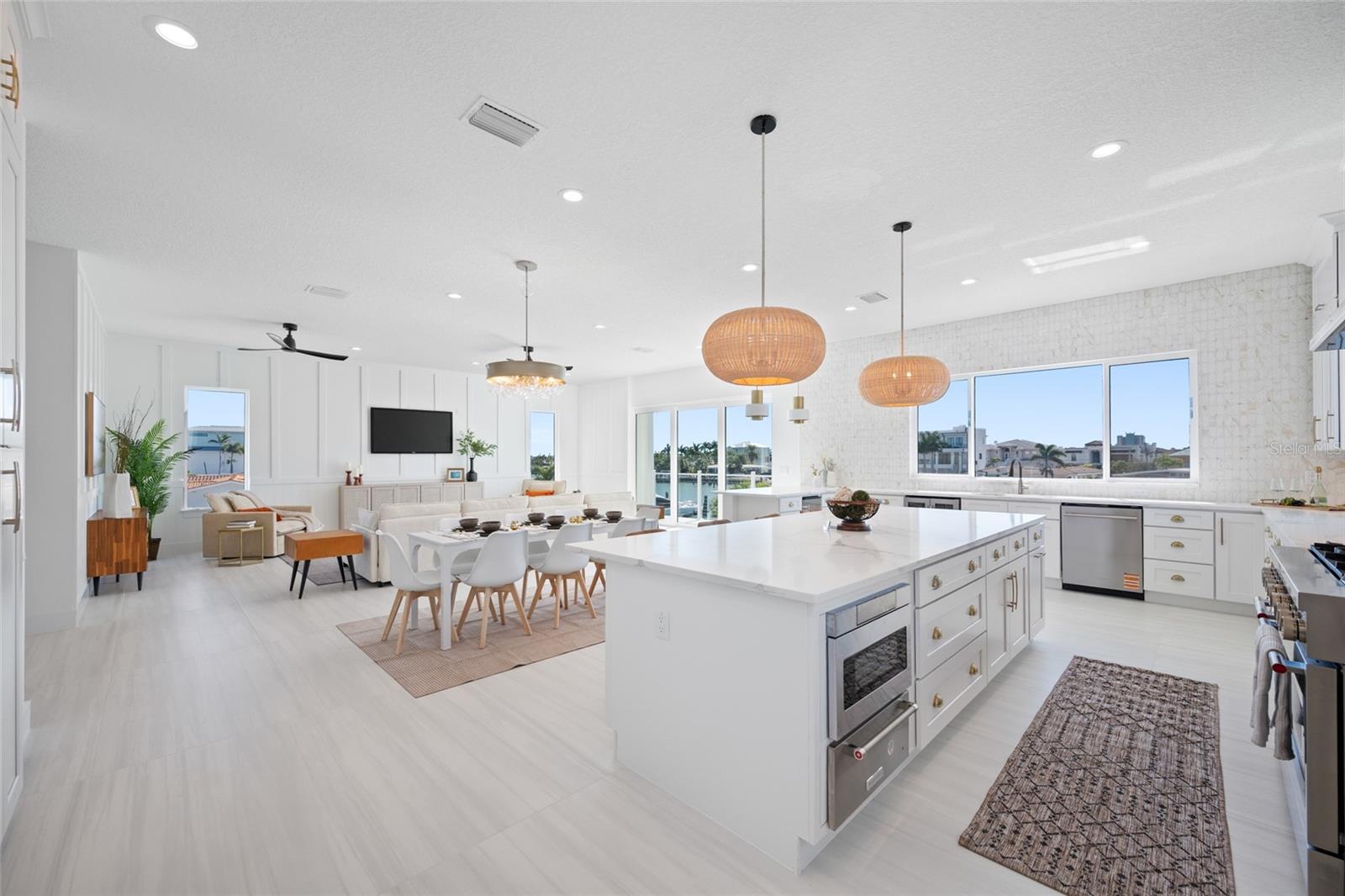 Image 19 of 72 For 11460 7th Street E