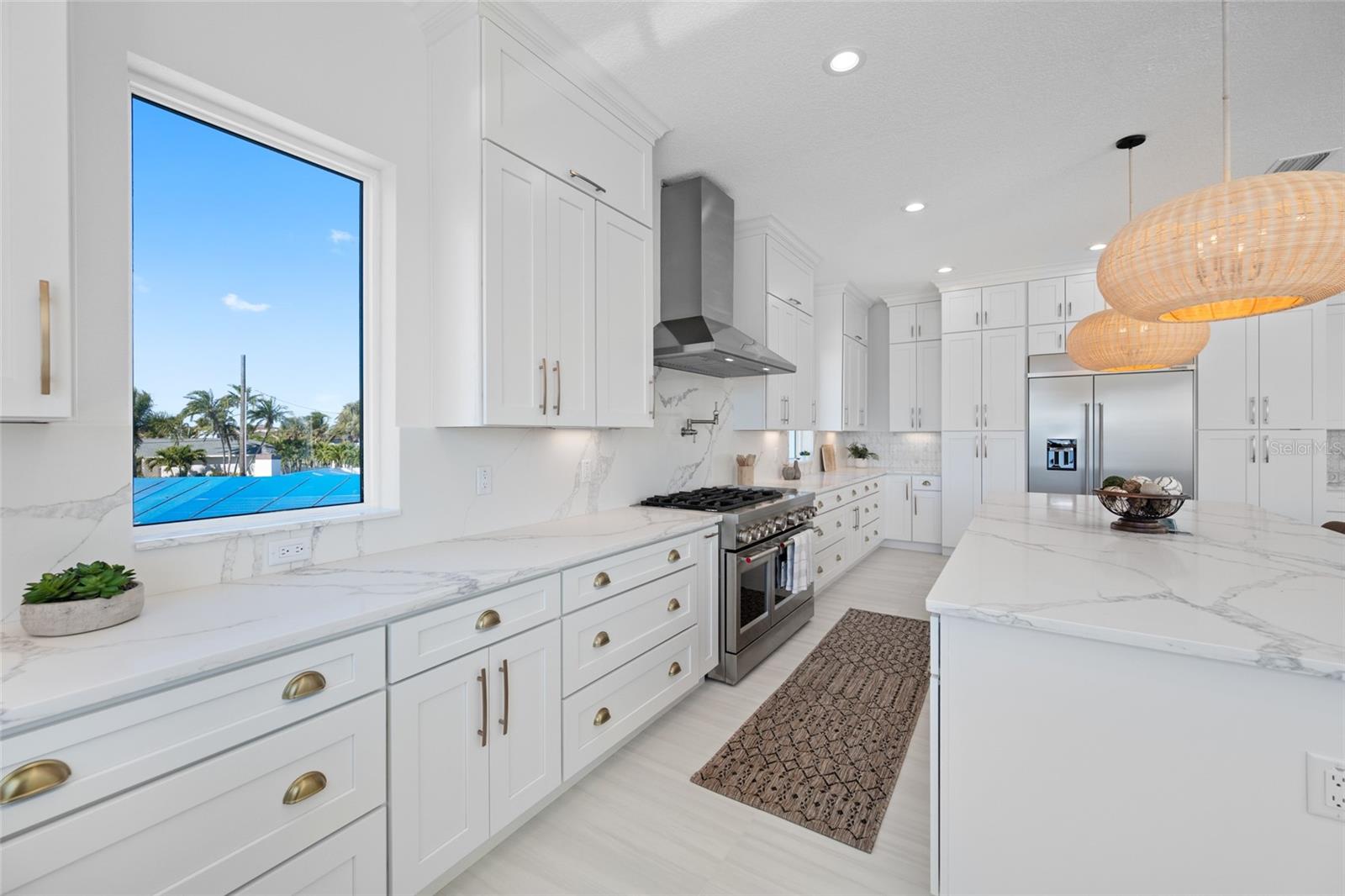 Image 21 of 72 For 11460 7th Street E